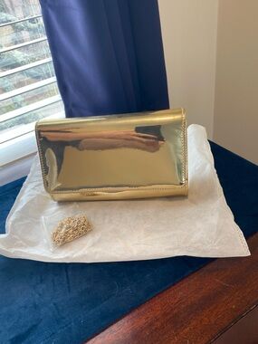 Charming Tailor-Gold Metallic Women’s Clutch Bag with Chain Strap